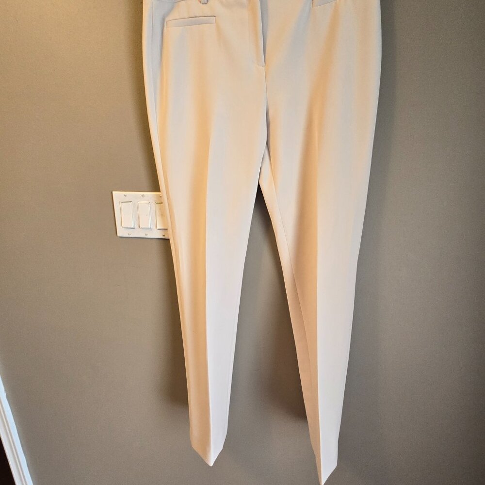 Cream pants for summer - Picture 7 of 8